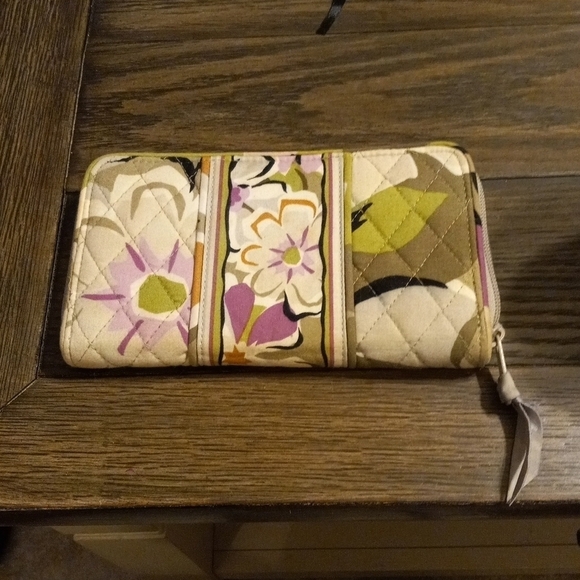 Vera Bradley Handbags - Vera Bradley Zip Around Clutch
